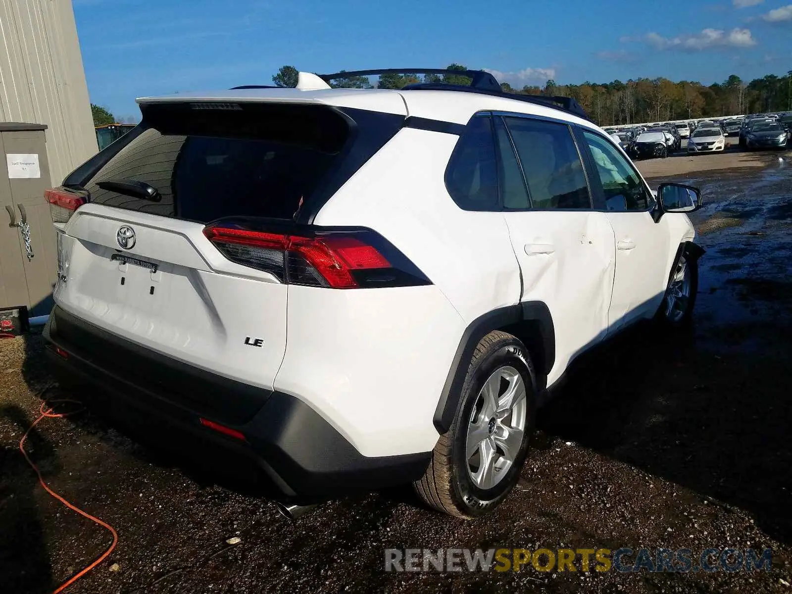 4 Photograph of a damaged car 2T3H1RFV3KC029371 TOYOTA RAV4 2019