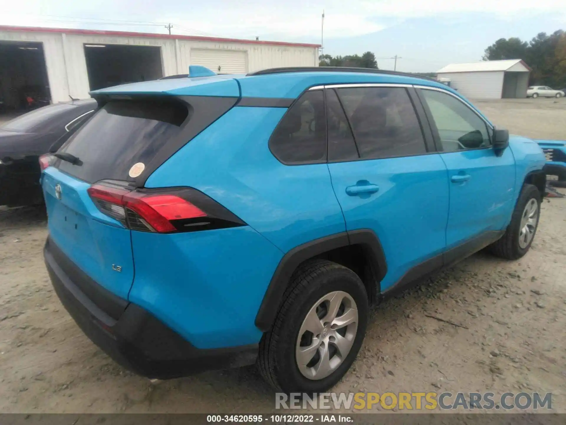 4 Photograph of a damaged car 2T3H1RFV3KW006610 TOYOTA RAV4 2019