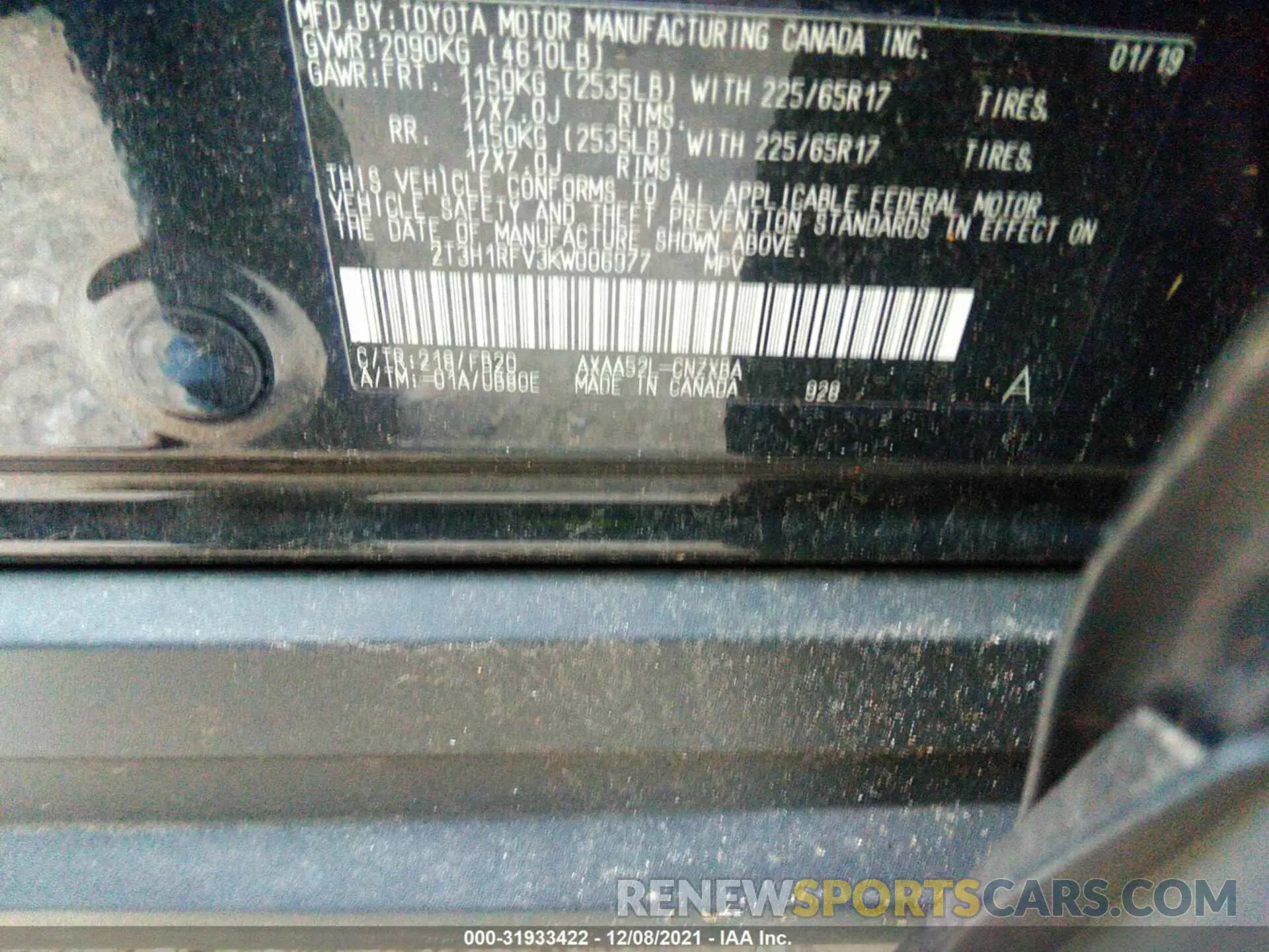 9 Photograph of a damaged car 2T3H1RFV3KW006977 TOYOTA RAV4 2019
