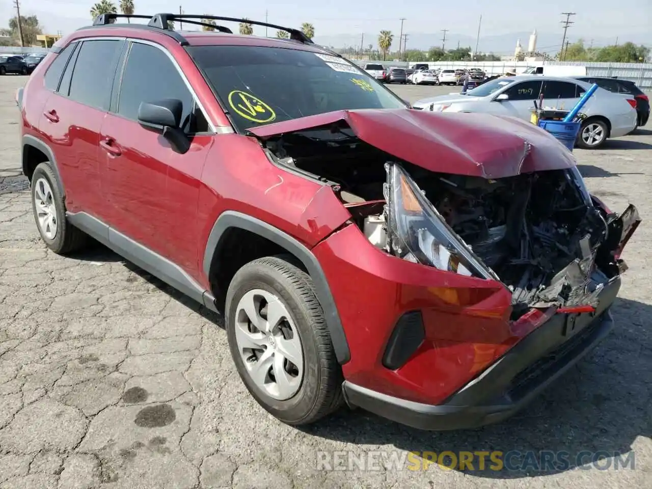 1 Photograph of a damaged car 2T3H1RFV3KW007790 TOYOTA RAV4 2019