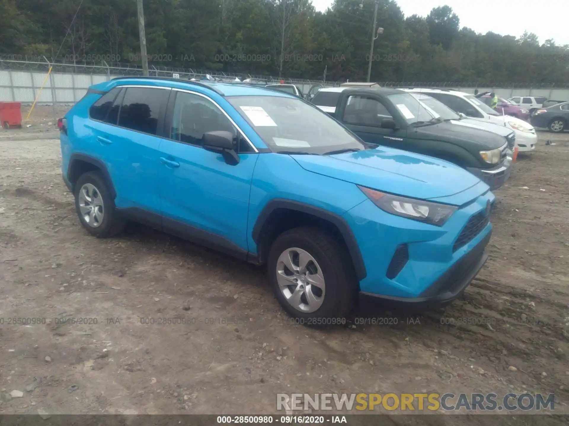 1 Photograph of a damaged car 2T3H1RFV3KW010401 TOYOTA RAV4 2019