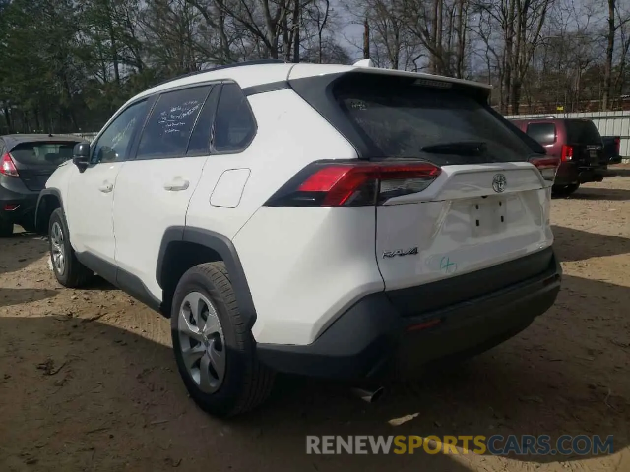 3 Photograph of a damaged car 2T3H1RFV3KW019485 TOYOTA RAV4 2019