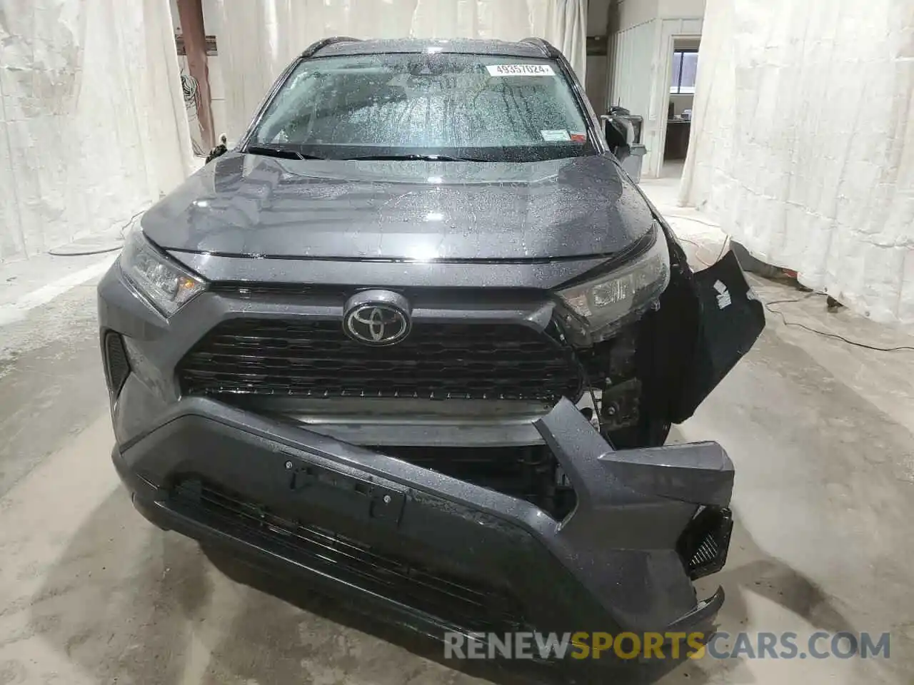 5 Photograph of a damaged car 2T3H1RFV3KW033841 TOYOTA RAV4 2019