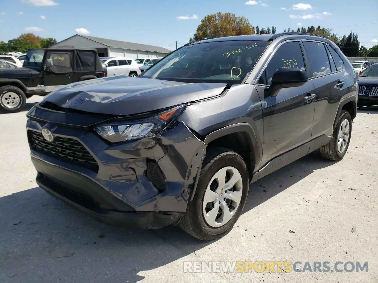 2 Photograph of a damaged car 2T3H1RFV3KW037484 TOYOTA RAV4 2019