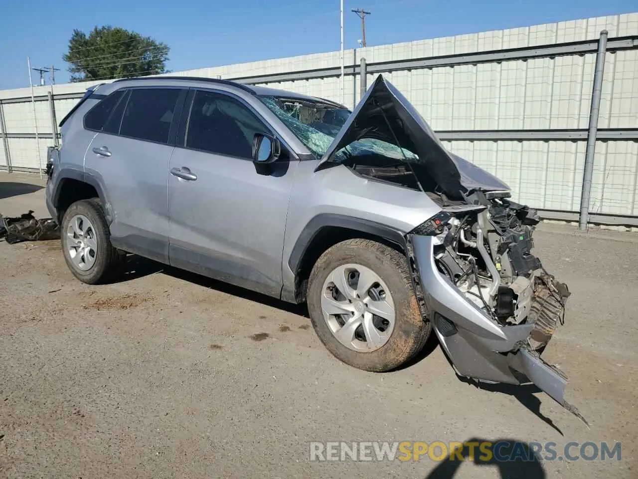 4 Photograph of a damaged car 2T3H1RFV3KW042264 TOYOTA RAV4 2019
