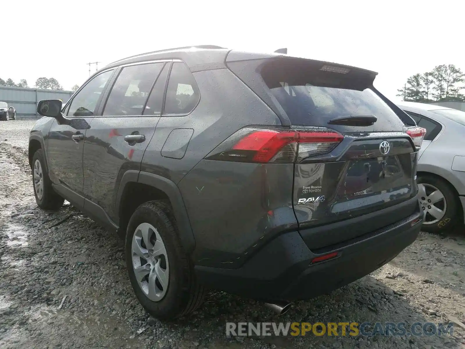 3 Photograph of a damaged car 2T3H1RFV3KW044192 TOYOTA RAV4 2019