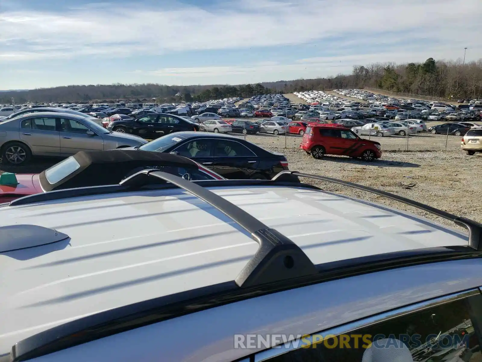 9 Photograph of a damaged car 2T3H1RFV4KC004415 TOYOTA RAV4 2019