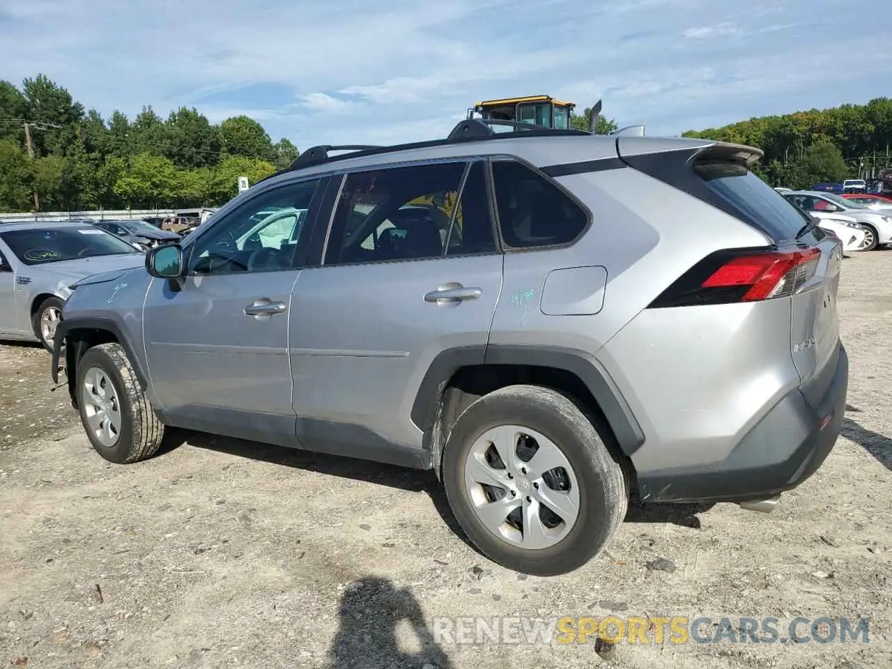 2 Photograph of a damaged car 2T3H1RFV4KC017567 TOYOTA RAV4 2019