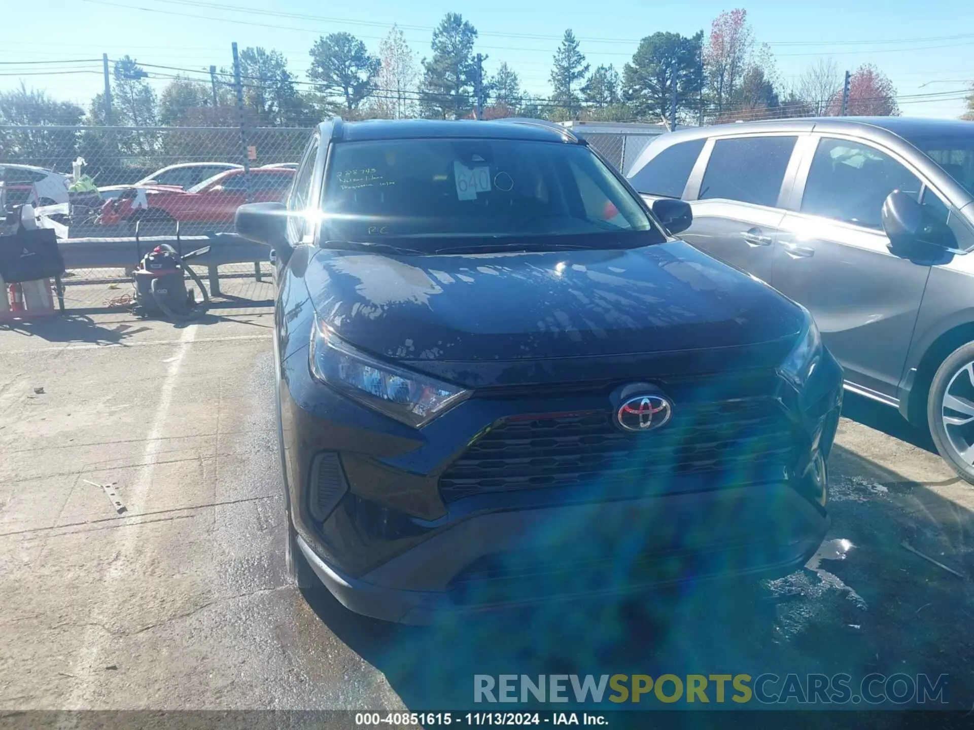 12 Photograph of a damaged car 2T3H1RFV4KC019044 TOYOTA RAV4 2019