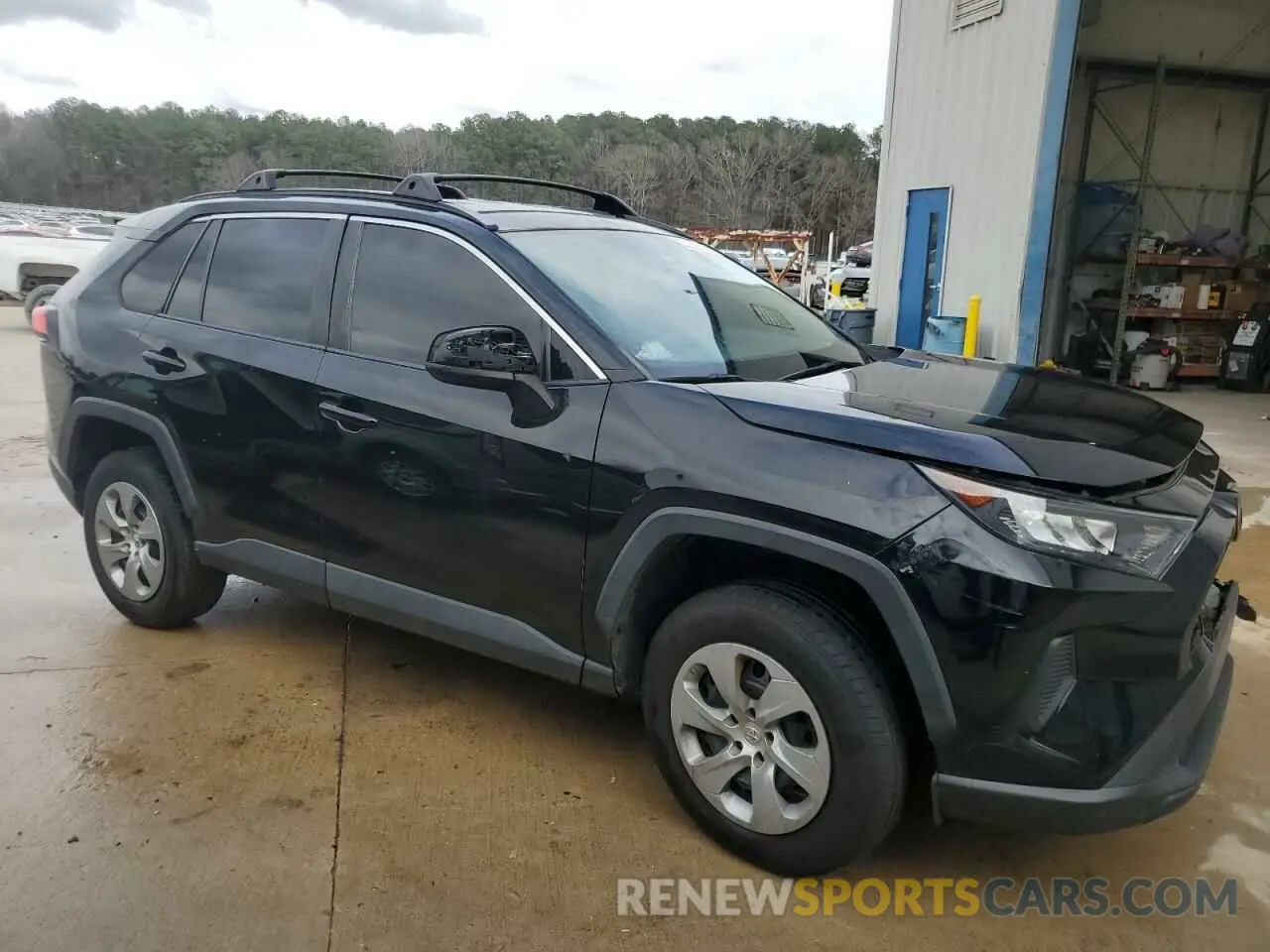 4 Photograph of a damaged car 2T3H1RFV4KC029413 TOYOTA RAV4 2019