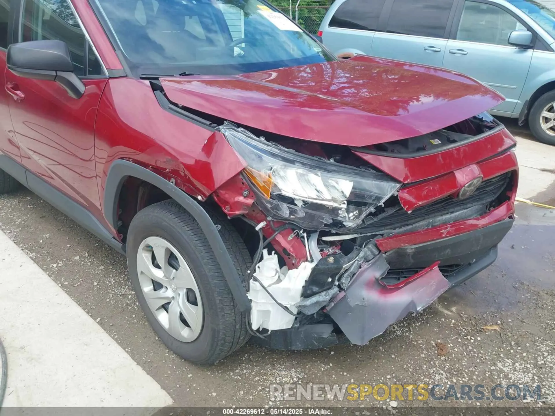 6 Photograph of a damaged car 2T3H1RFV4KW002890 TOYOTA RAV4 2019