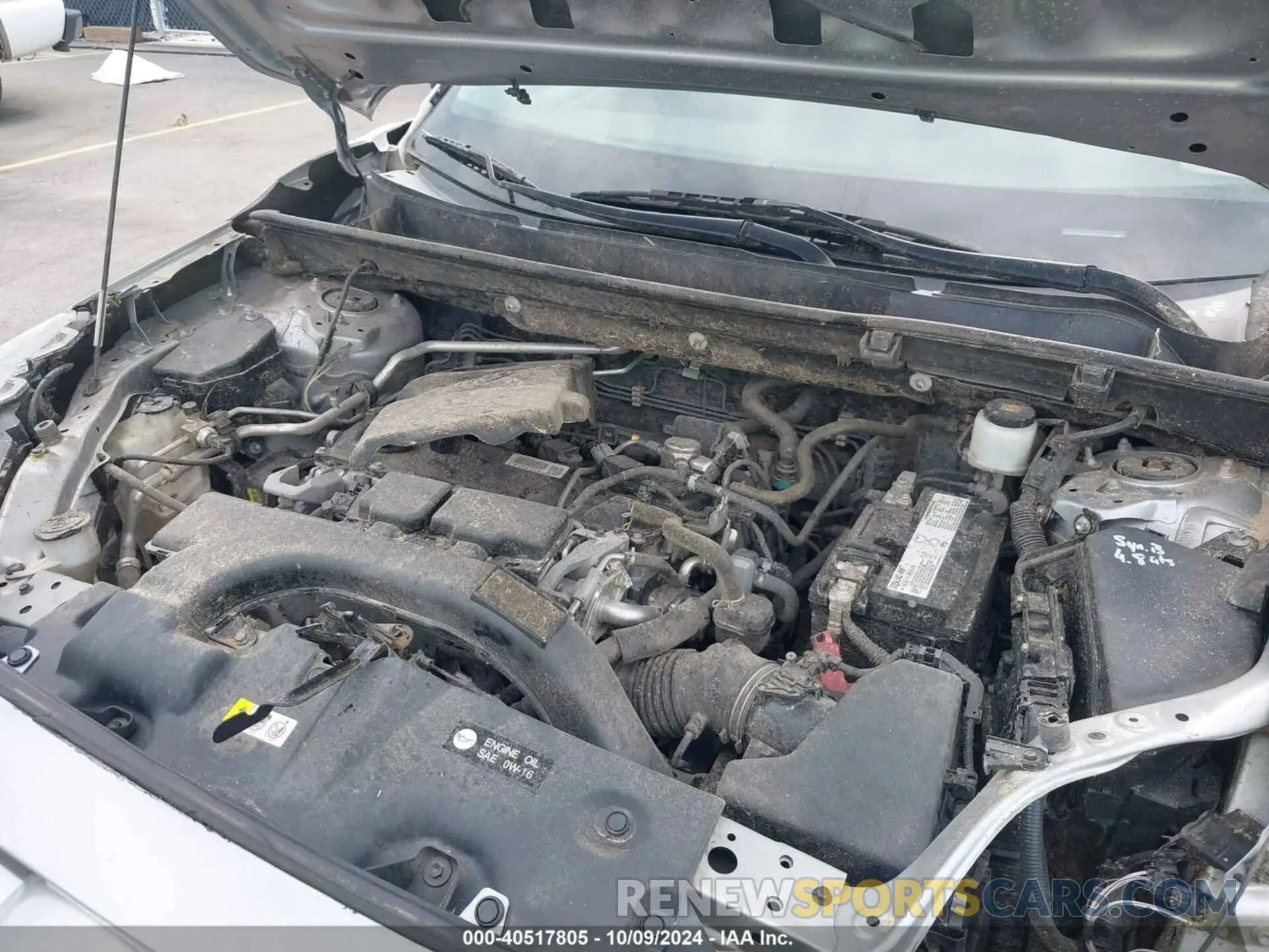 10 Photograph of a damaged car 2T3H1RFV4KW029006 TOYOTA RAV4 2019