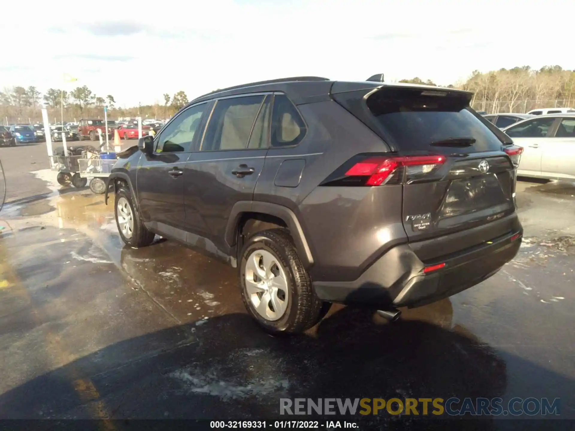 3 Photograph of a damaged car 2T3H1RFV4KW031760 TOYOTA RAV4 2019