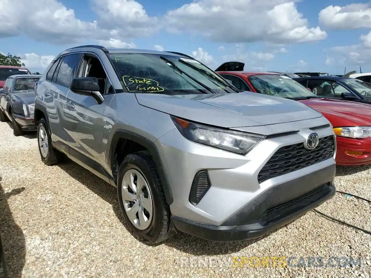 1 Photograph of a damaged car 2T3H1RFV4KW034755 TOYOTA RAV4 2019