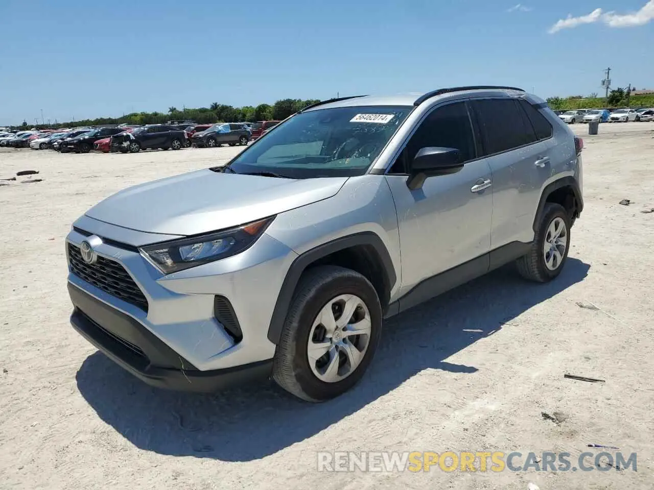 1 Photograph of a damaged car 2T3H1RFV4KW037087 TOYOTA RAV4 2019