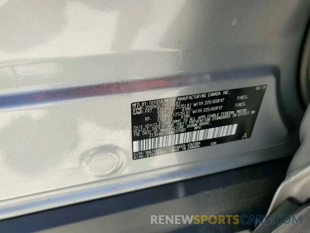 13 Photograph of a damaged car 2T3H1RFV4KW037087 TOYOTA RAV4 2019