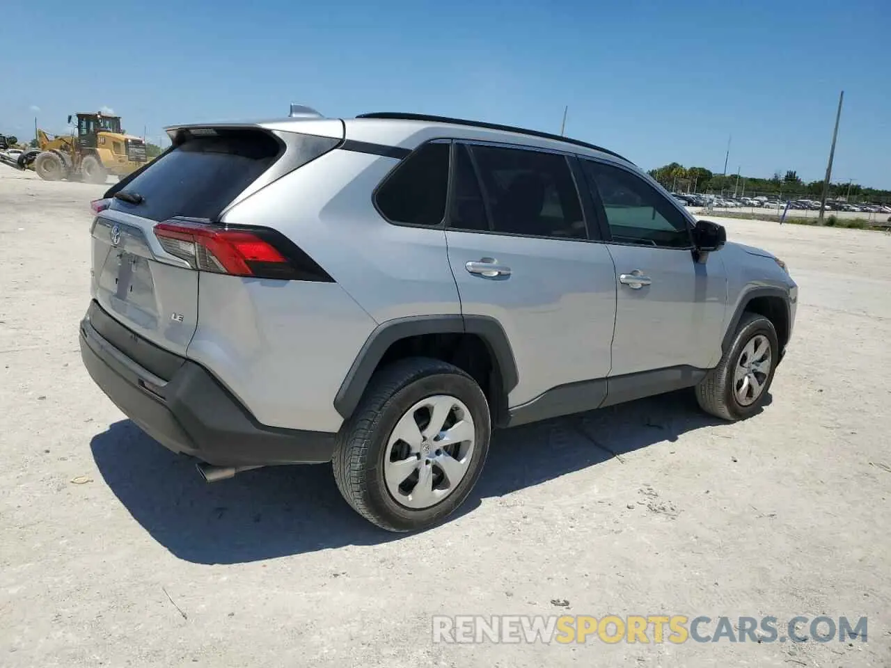 3 Photograph of a damaged car 2T3H1RFV4KW037087 TOYOTA RAV4 2019