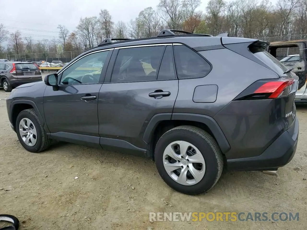 2 Photograph of a damaged car 2T3H1RFV4KW037137 TOYOTA RAV4 2019