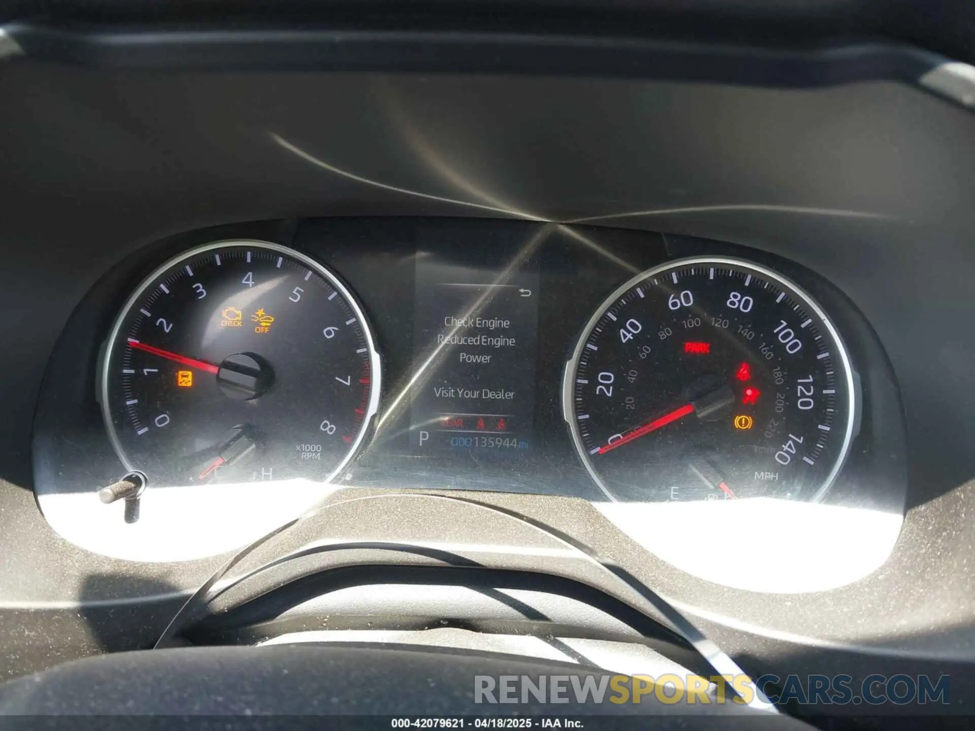 7 Photograph of a damaged car 2T3H1RFV4KW041916 TOYOTA RAV4 2019