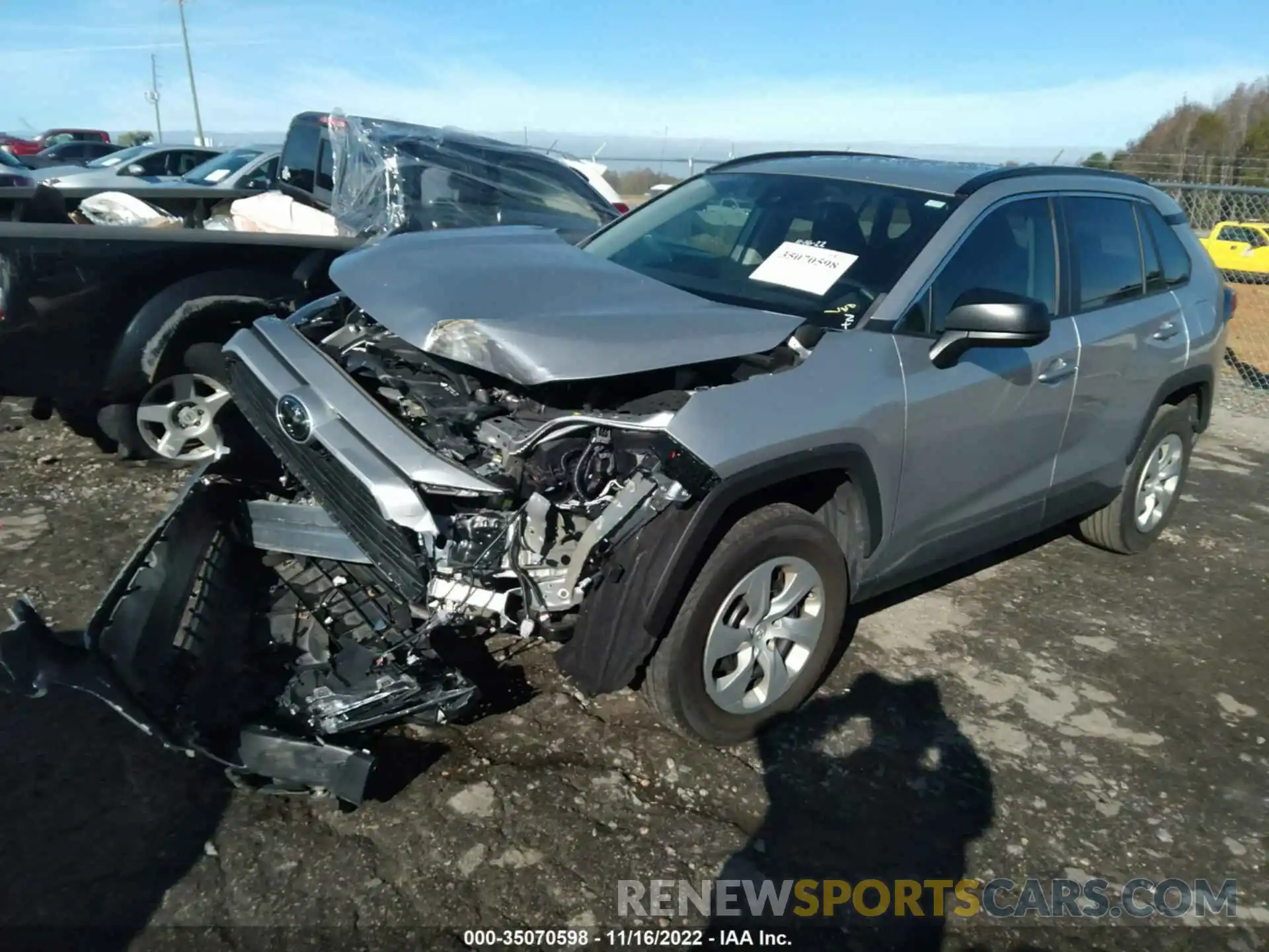 2 Photograph of a damaged car 2T3H1RFV4KW042399 TOYOTA RAV4 2019