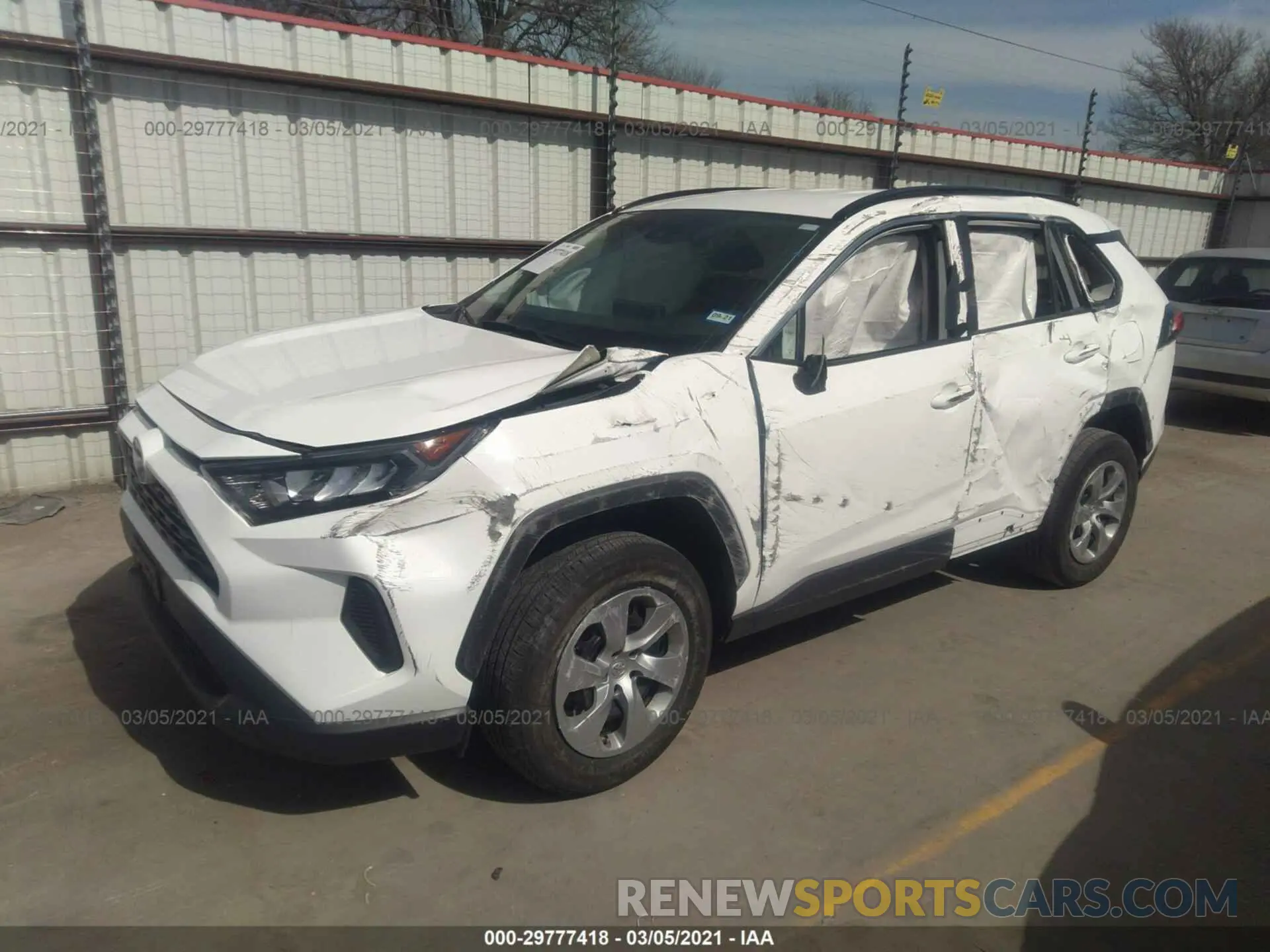 2 Photograph of a damaged car 2T3H1RFV4KW051653 TOYOTA RAV4 2019