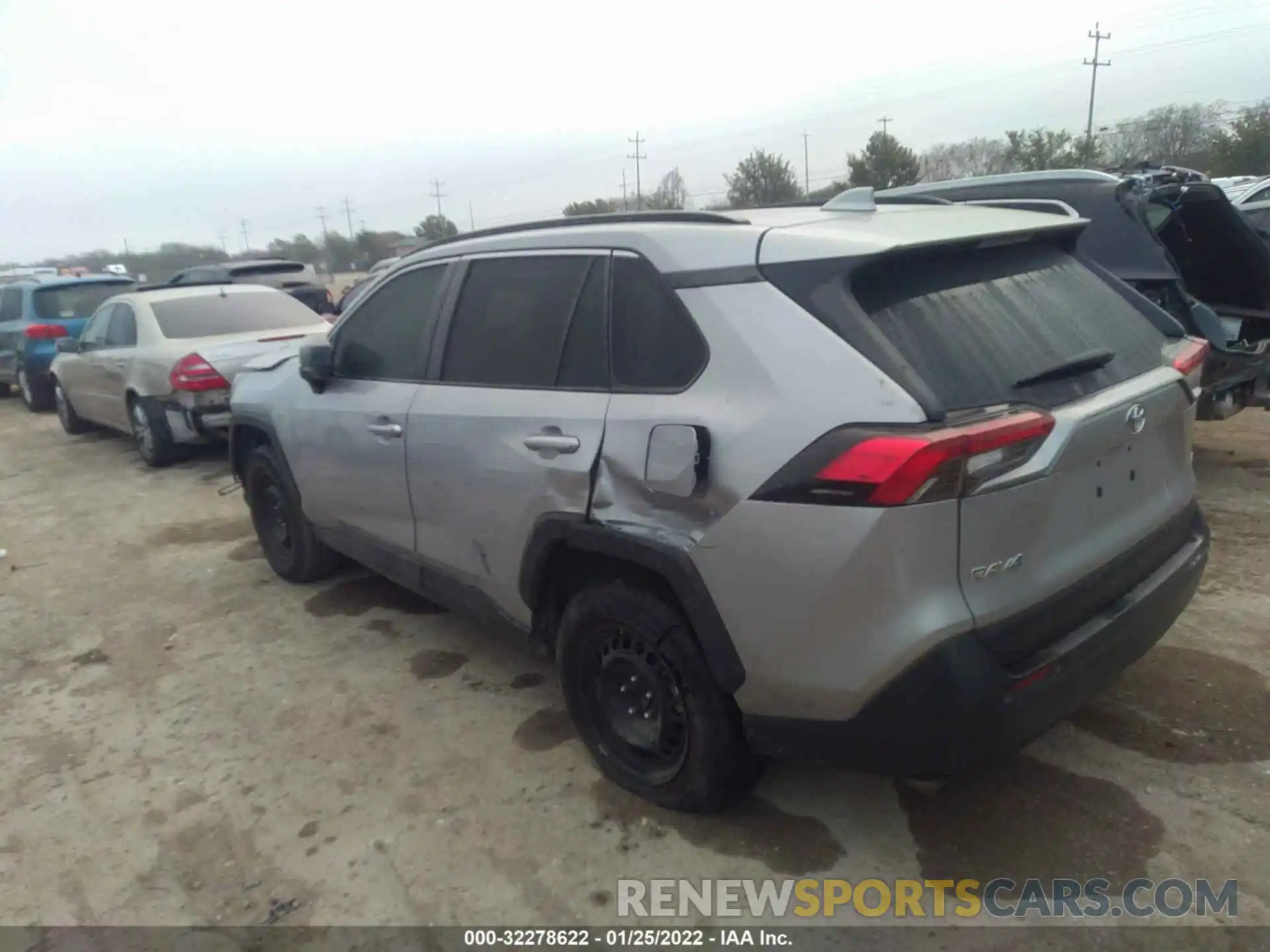 3 Photograph of a damaged car 2T3H1RFV4KW052950 TOYOTA RAV4 2019