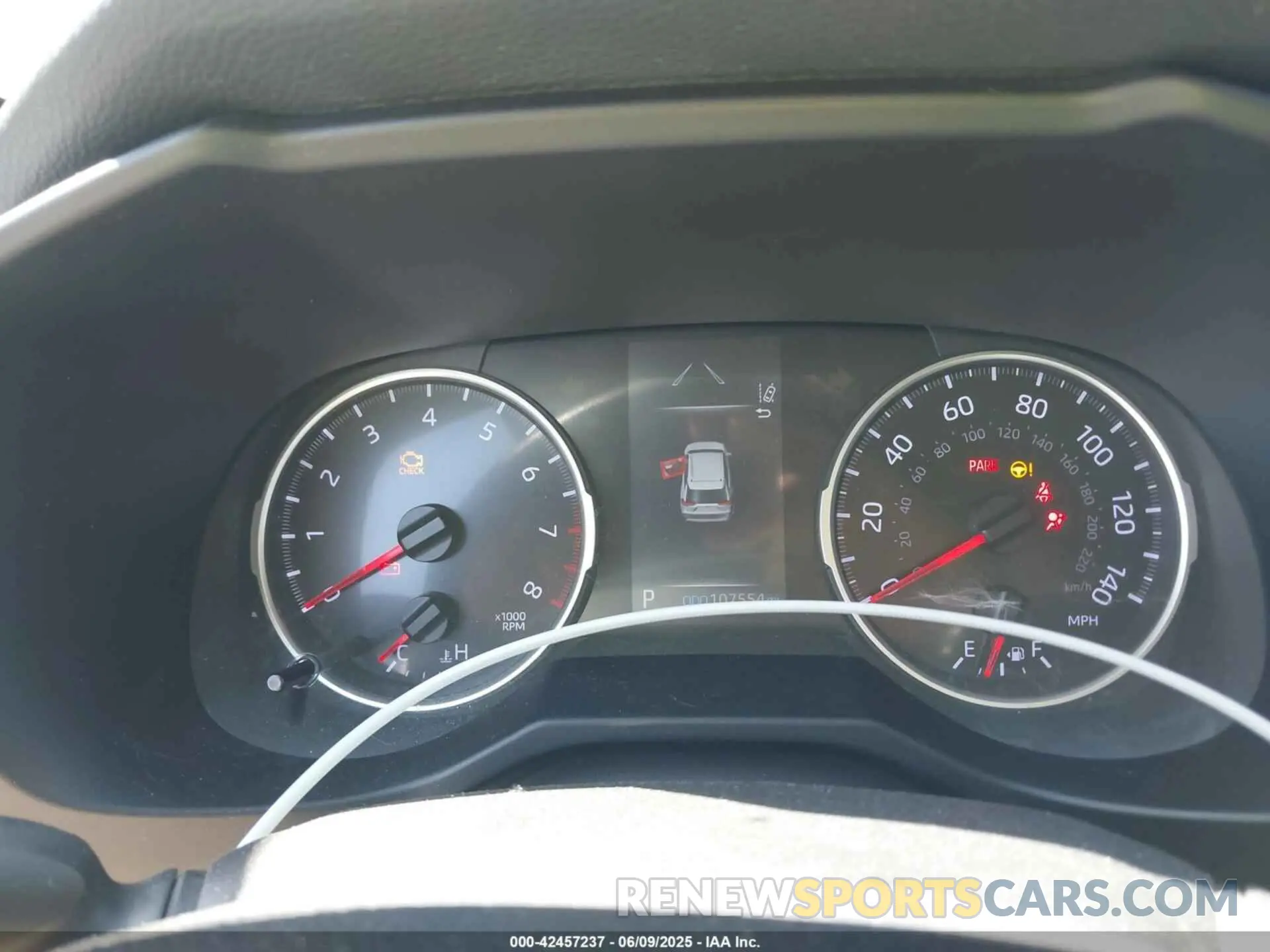 7 Photograph of a damaged car 2T3H1RFV5KC003323 TOYOTA RAV4 2019