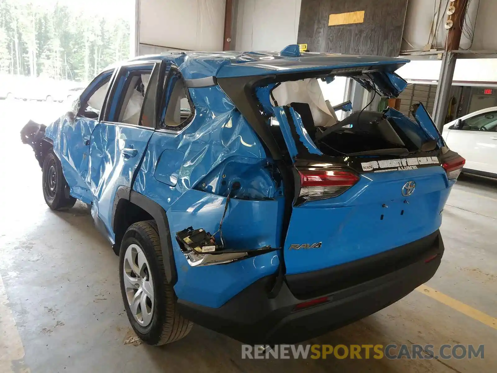 3 Photograph of a damaged car 2T3H1RFV5KC009218 TOYOTA RAV4 2019