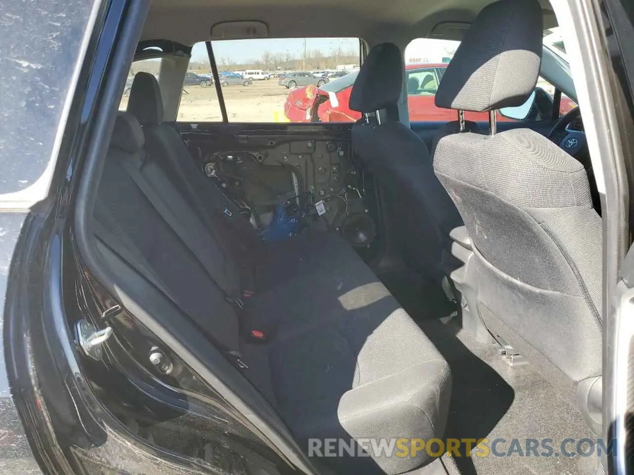 11 Photograph of a damaged car 2T3H1RFV5KC022308 TOYOTA RAV4 2019