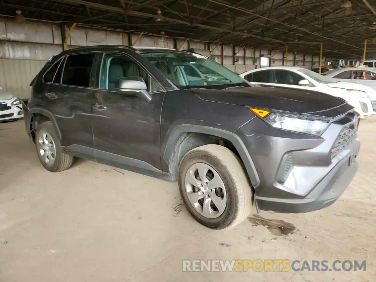 4 Photograph of a damaged car 2T3H1RFV5KW019410 TOYOTA RAV4 2019