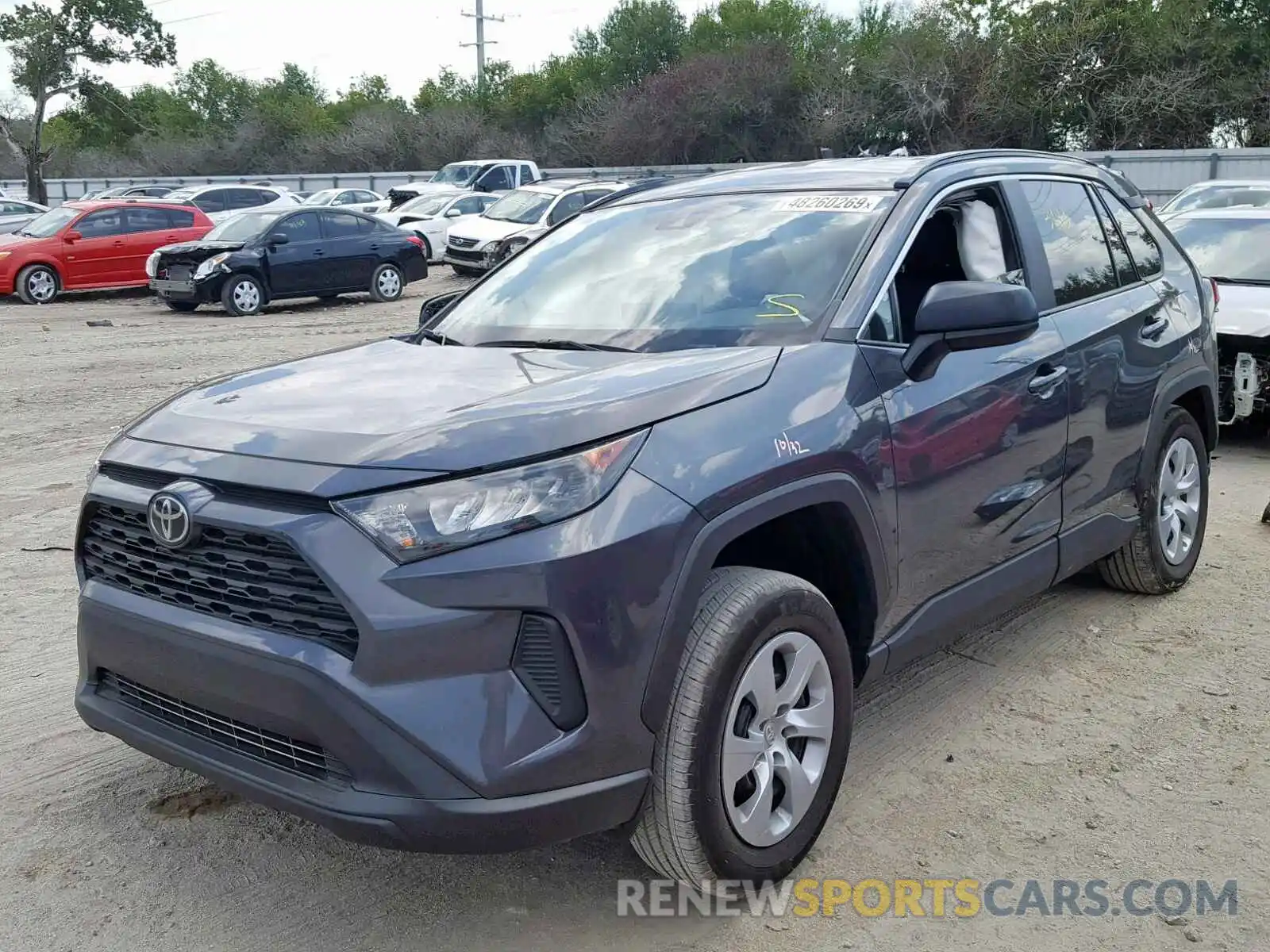 2 Photograph of a damaged car 2T3H1RFV5KW033582 TOYOTA RAV4 2019