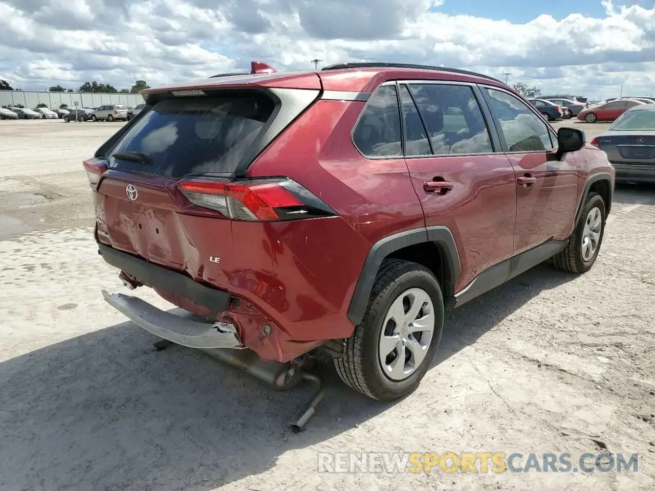 4 Photograph of a damaged car 2T3H1RFV5KW039205 TOYOTA RAV4 2019