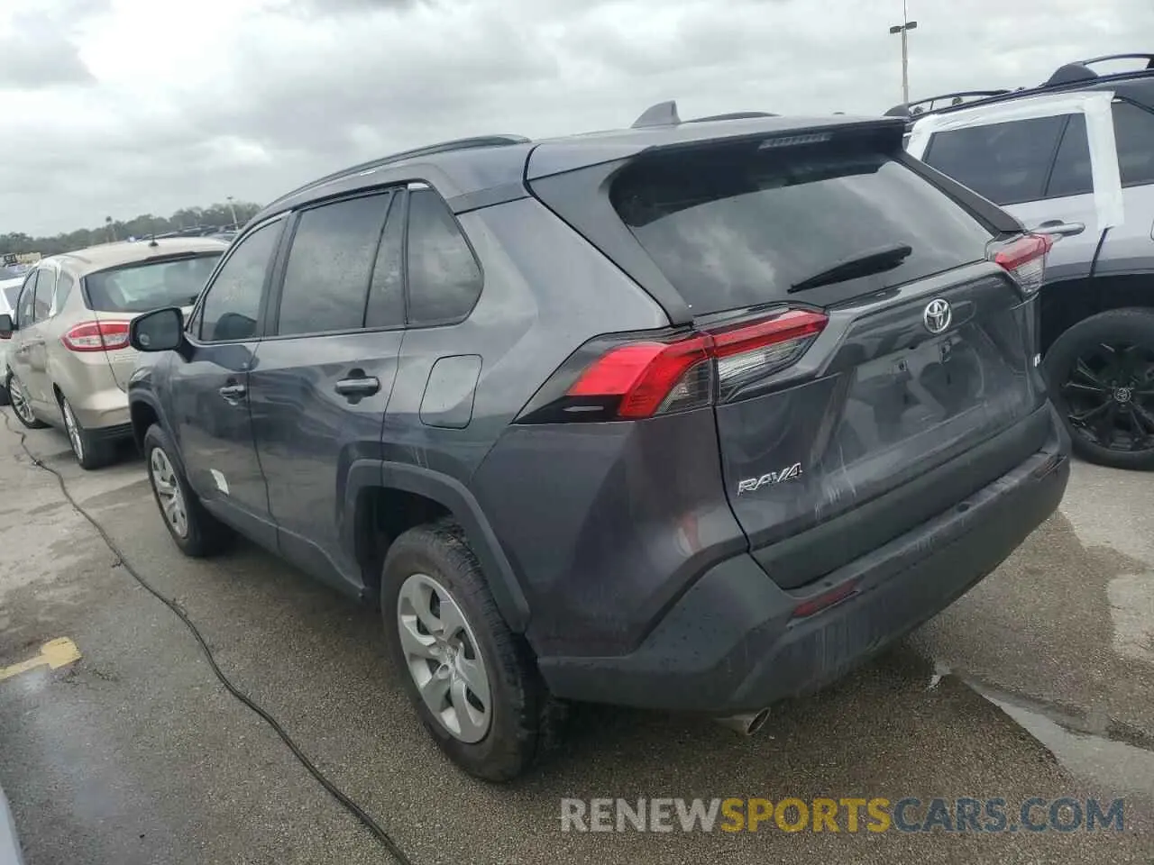 2 Photograph of a damaged car 2T3H1RFV5KW041343 TOYOTA RAV4 2019