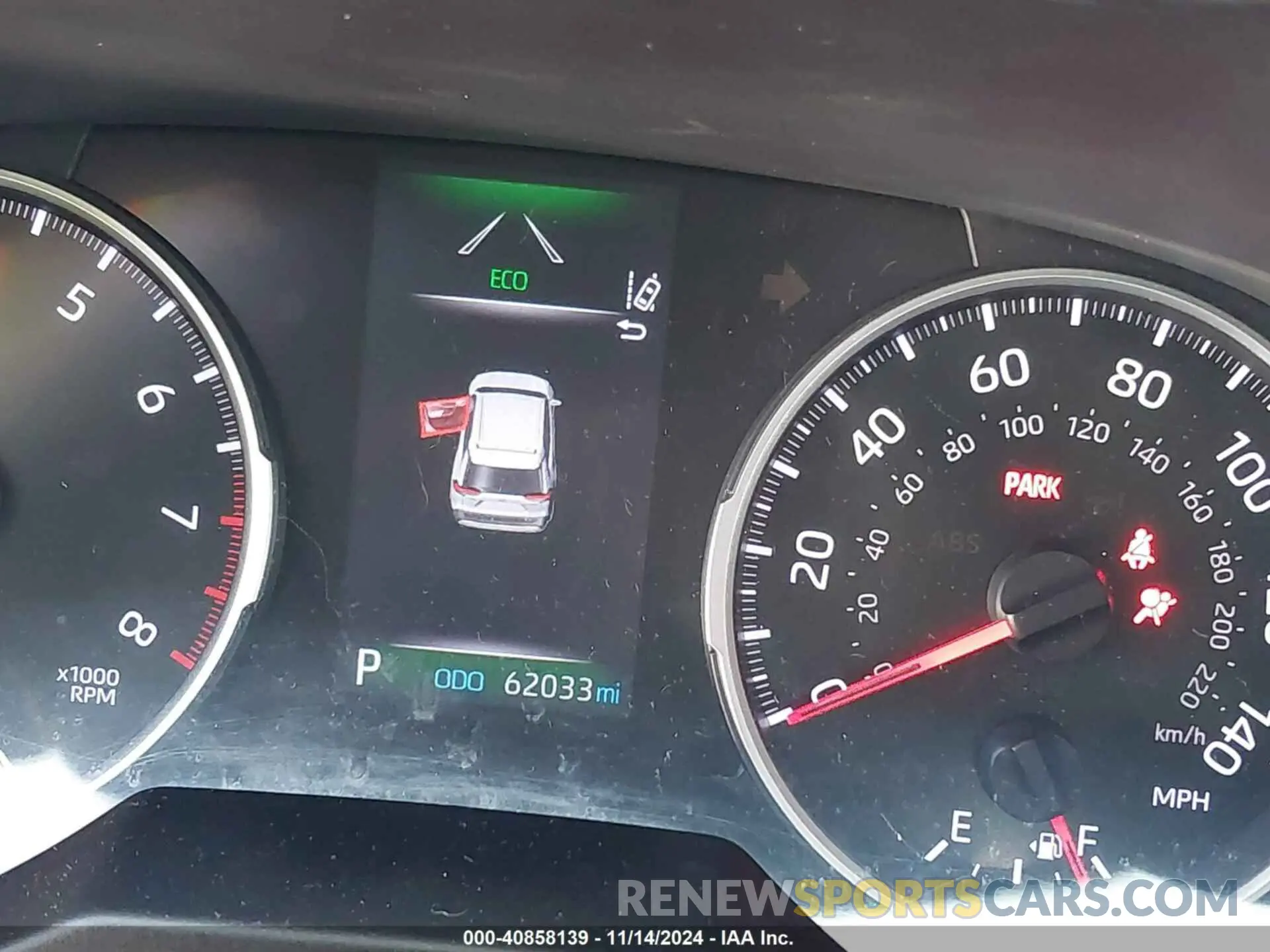 15 Photograph of a damaged car 2T3H1RFV5KW041617 TOYOTA RAV4 2019