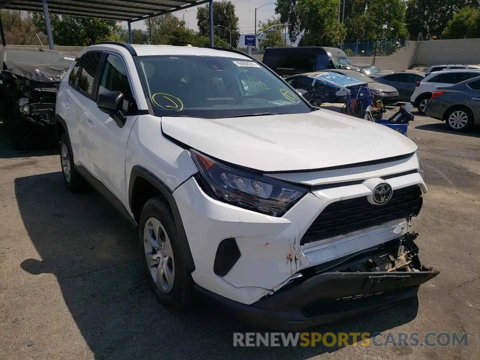 1 Photograph of a damaged car 2T3H1RFV6KC006456 TOYOTA RAV4 2019