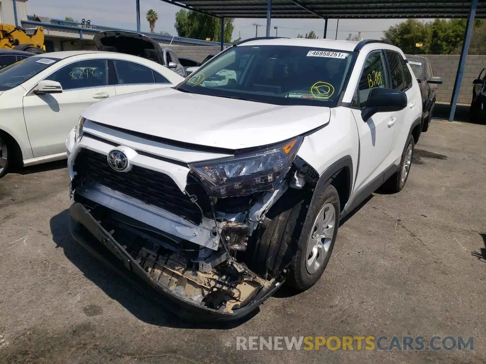 2 Photograph of a damaged car 2T3H1RFV6KC006456 TOYOTA RAV4 2019