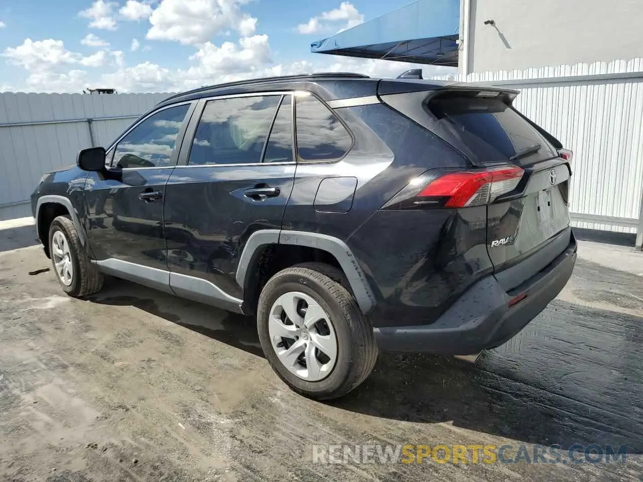 2 Photograph of a damaged car 2T3H1RFV6KC018512 TOYOTA RAV4 2019