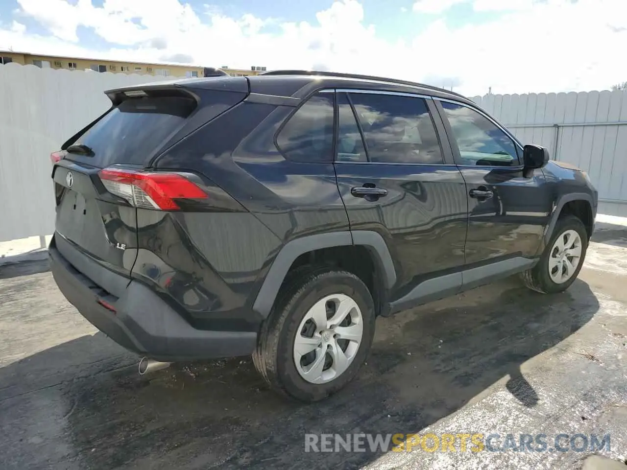 3 Photograph of a damaged car 2T3H1RFV6KC018512 TOYOTA RAV4 2019