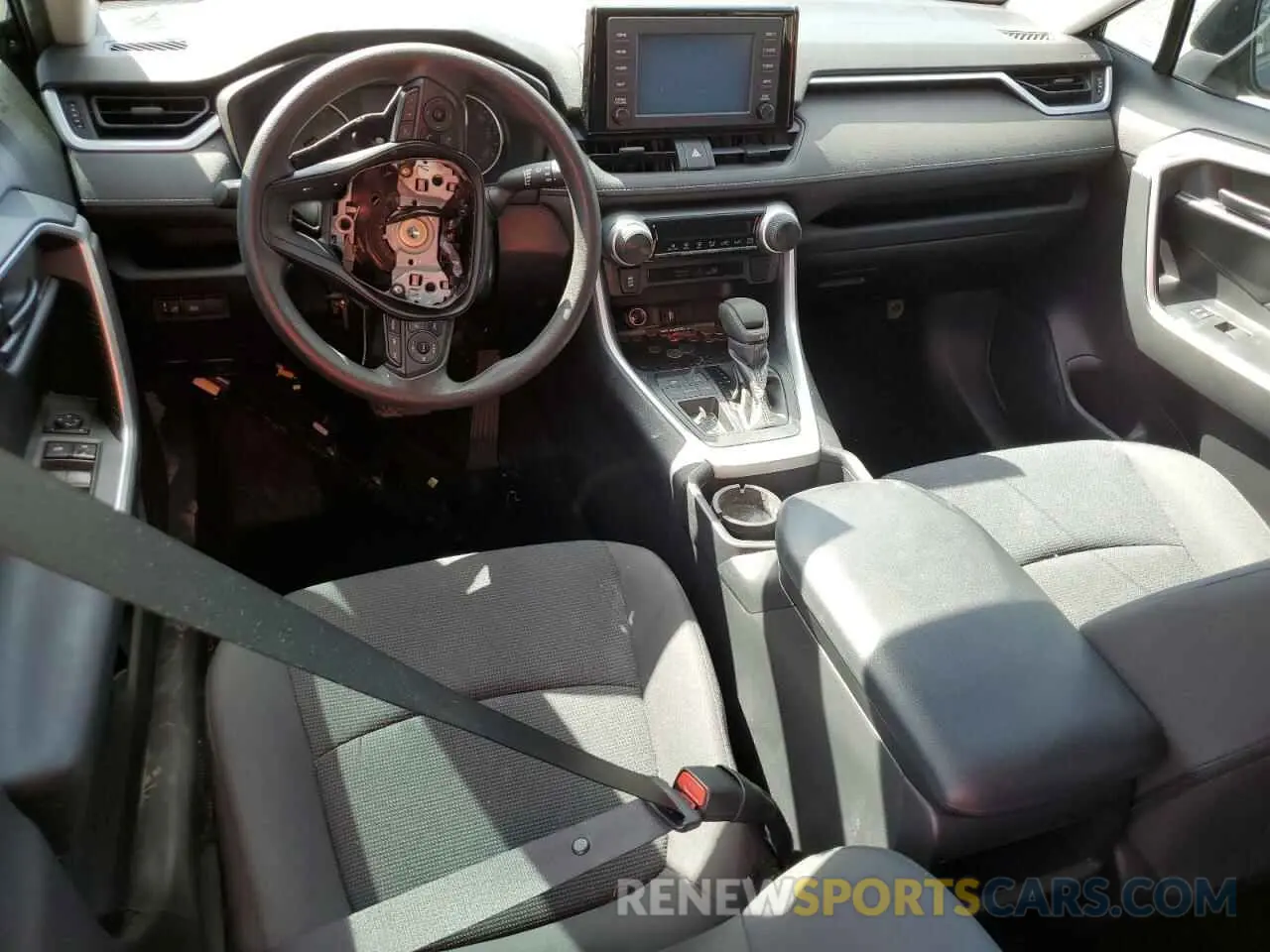 8 Photograph of a damaged car 2T3H1RFV6KC018512 TOYOTA RAV4 2019