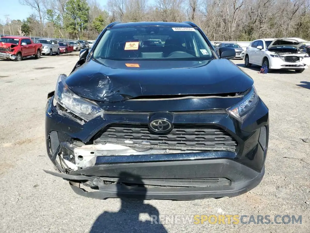 5 Photograph of a damaged car 2T3H1RFV6KC020390 TOYOTA RAV4 2019