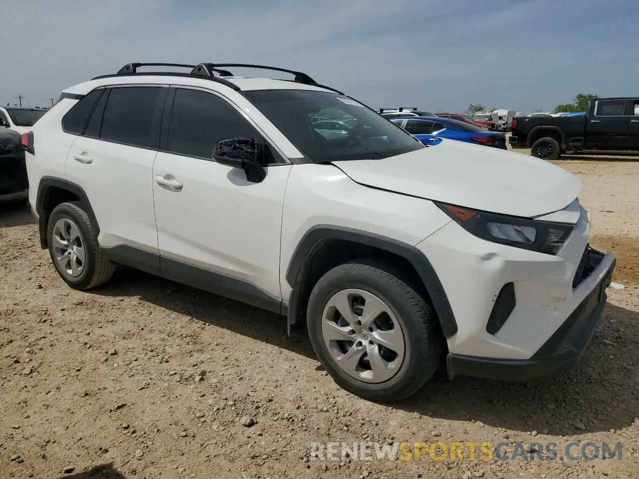 4 Photograph of a damaged car 2T3H1RFV6KC022110 TOYOTA RAV4 2019