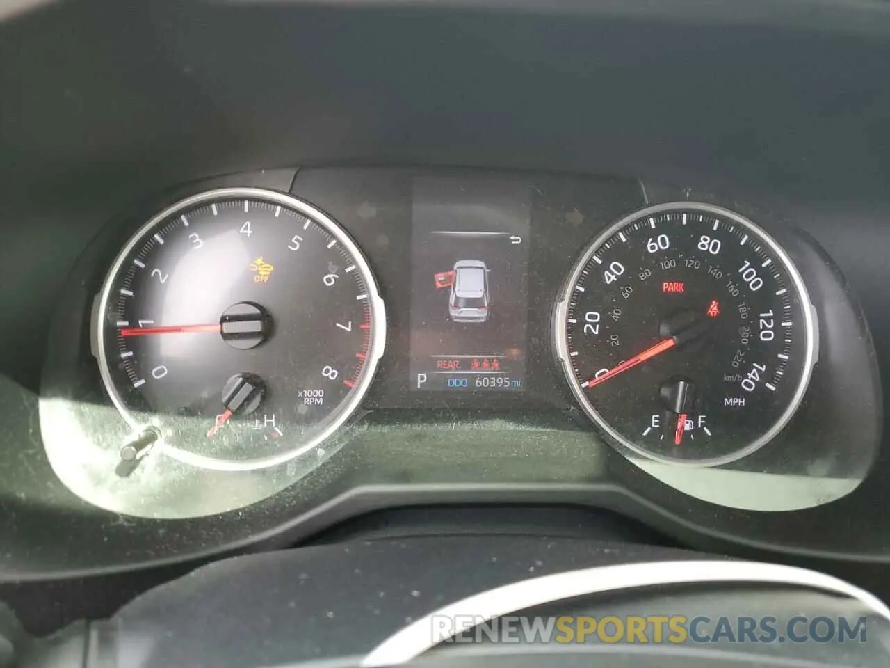 9 Photograph of a damaged car 2T3H1RFV6KC022110 TOYOTA RAV4 2019