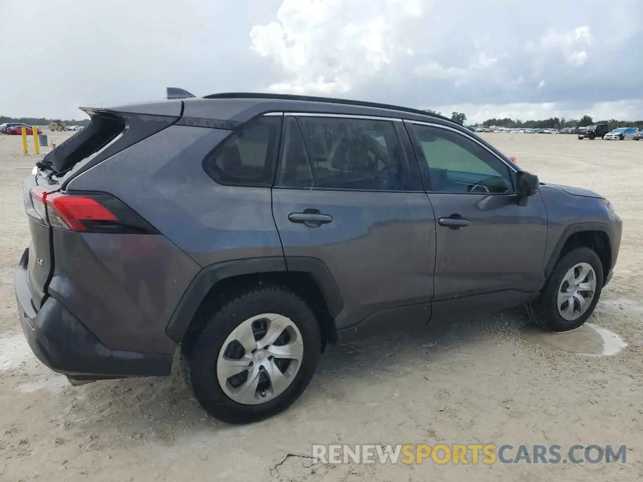 3 Photograph of a damaged car 2T3H1RFV6KW006519 TOYOTA RAV4 2019