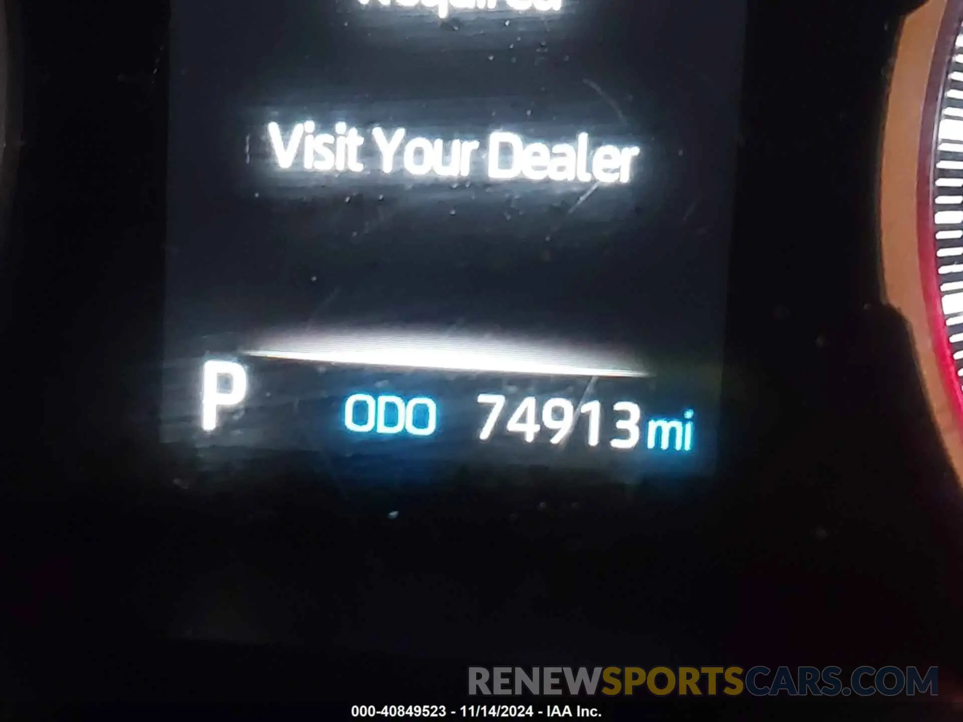 15 Photograph of a damaged car 2T3H1RFV6KW046955 TOYOTA RAV4 2019