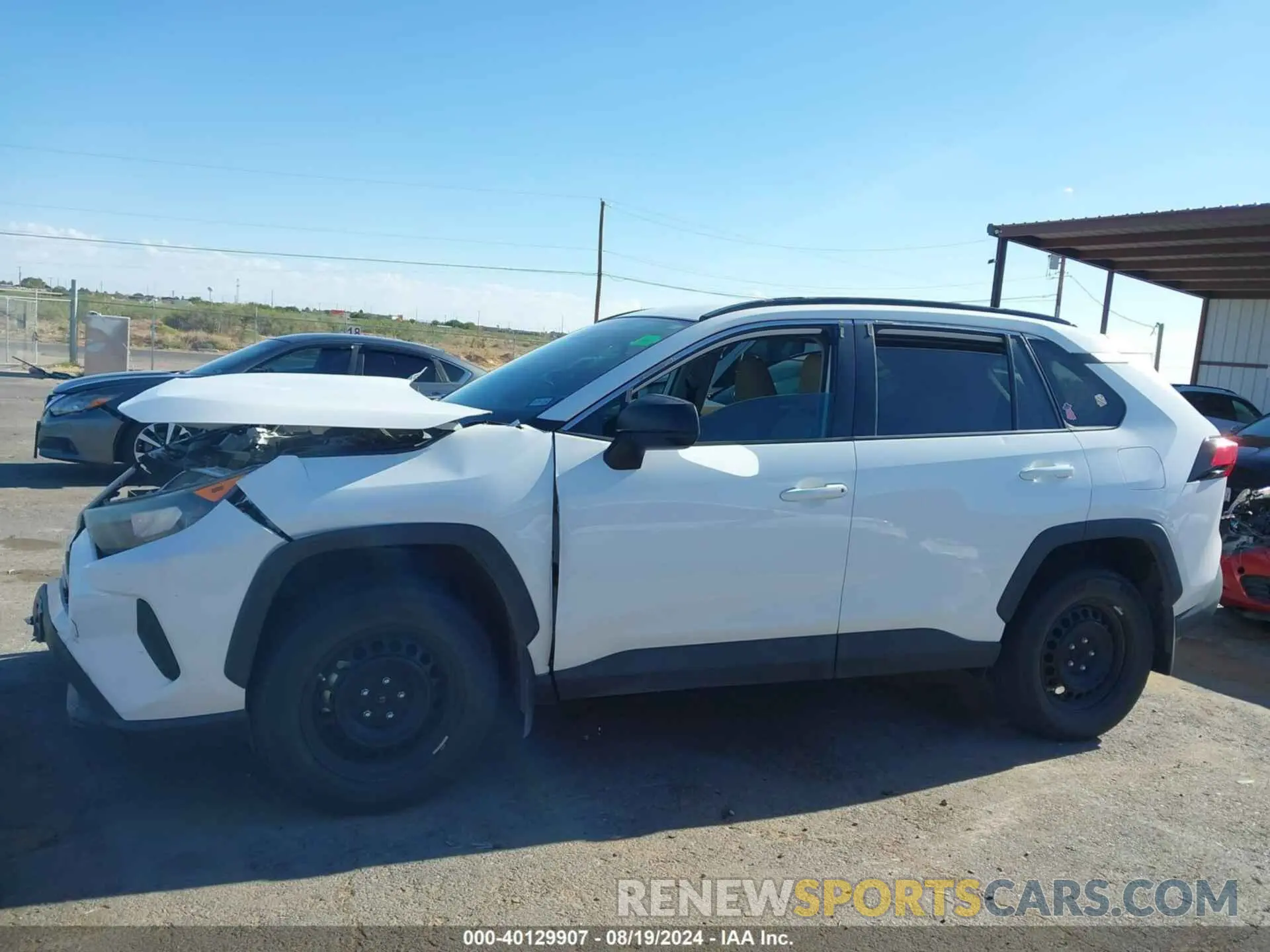 14 Photograph of a damaged car 2T3H1RFV6KW051640 TOYOTA RAV4 2019