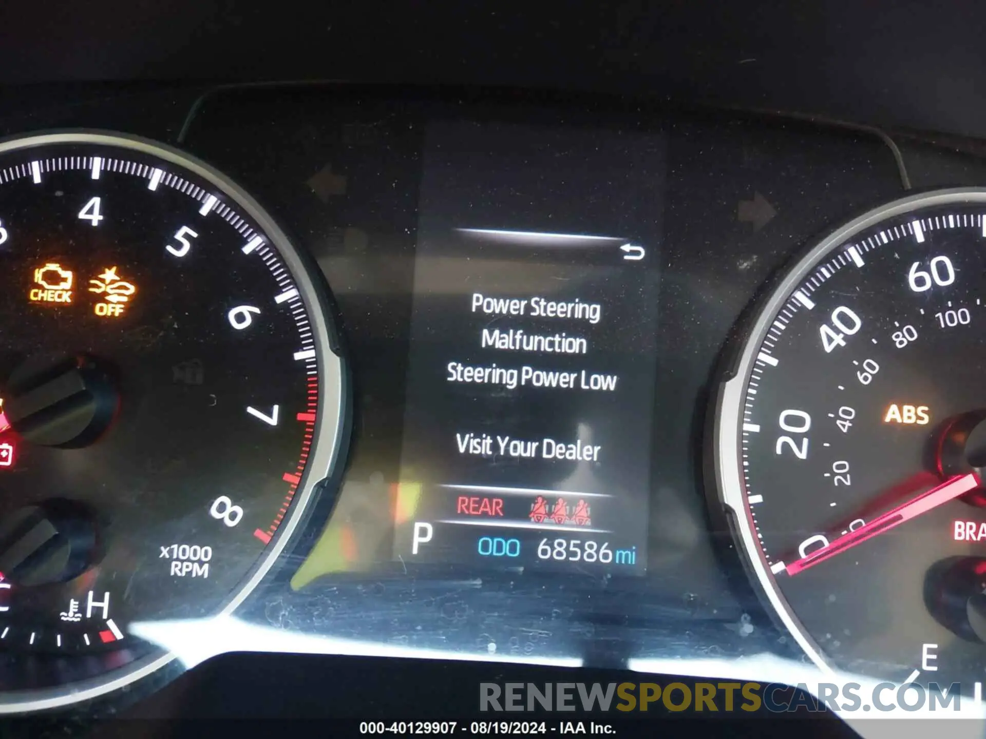 15 Photograph of a damaged car 2T3H1RFV6KW051640 TOYOTA RAV4 2019