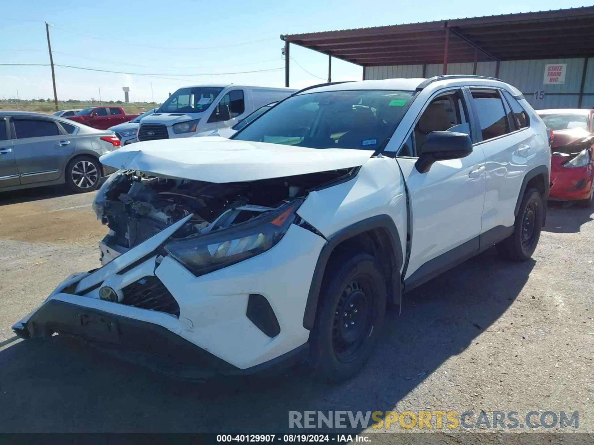2 Photograph of a damaged car 2T3H1RFV6KW051640 TOYOTA RAV4 2019
