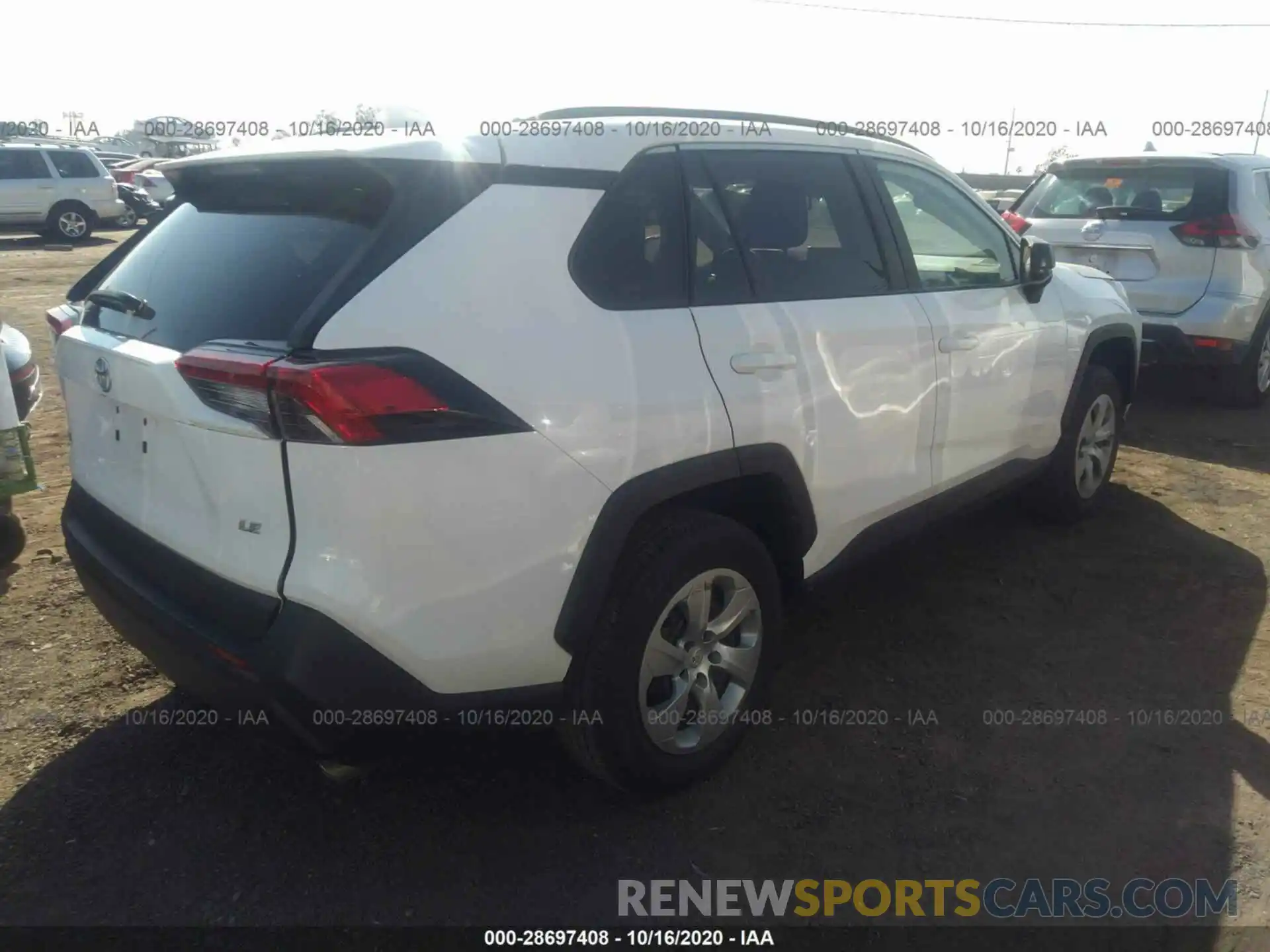 4 Photograph of a damaged car 2T3H1RFV7KC006868 TOYOTA RAV4 2019