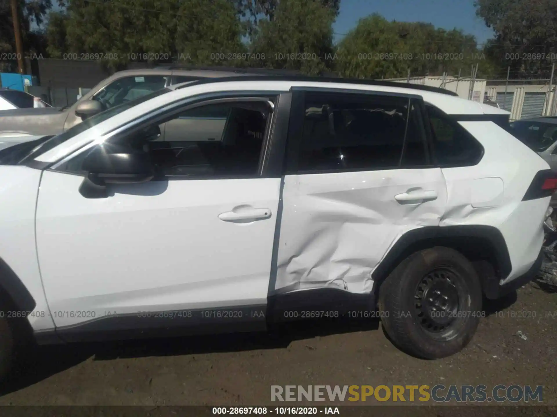 6 Photograph of a damaged car 2T3H1RFV7KC006868 TOYOTA RAV4 2019