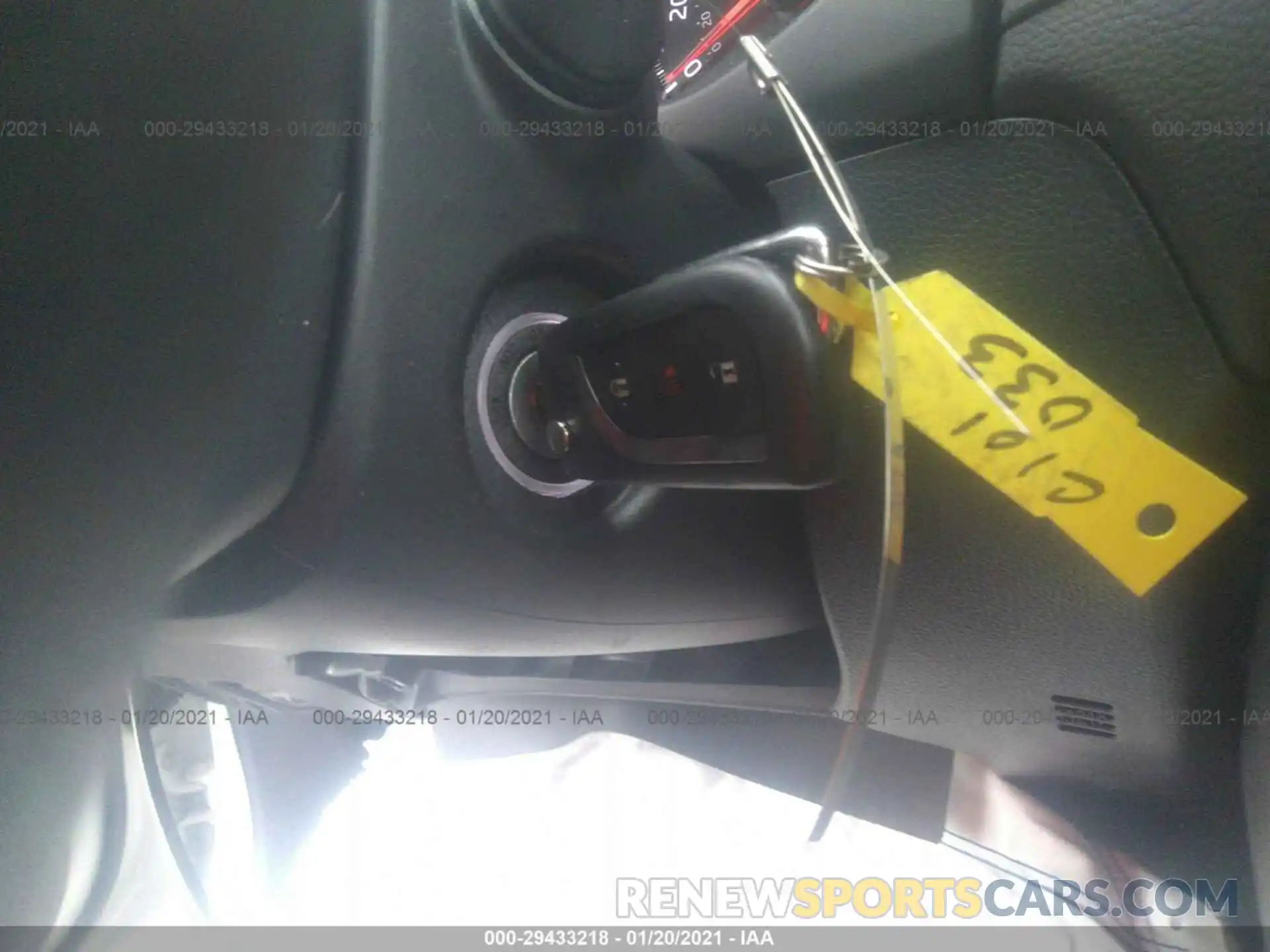 11 Photograph of a damaged car 2T3H1RFV7KC021354 TOYOTA RAV4 2019